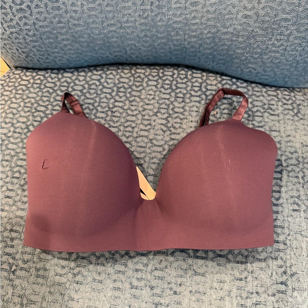 Victoria's Secret Plum Seamless Molded Tee shirt bra 36DDD